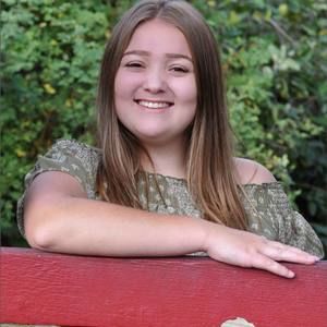 Meet your Posher, Lily